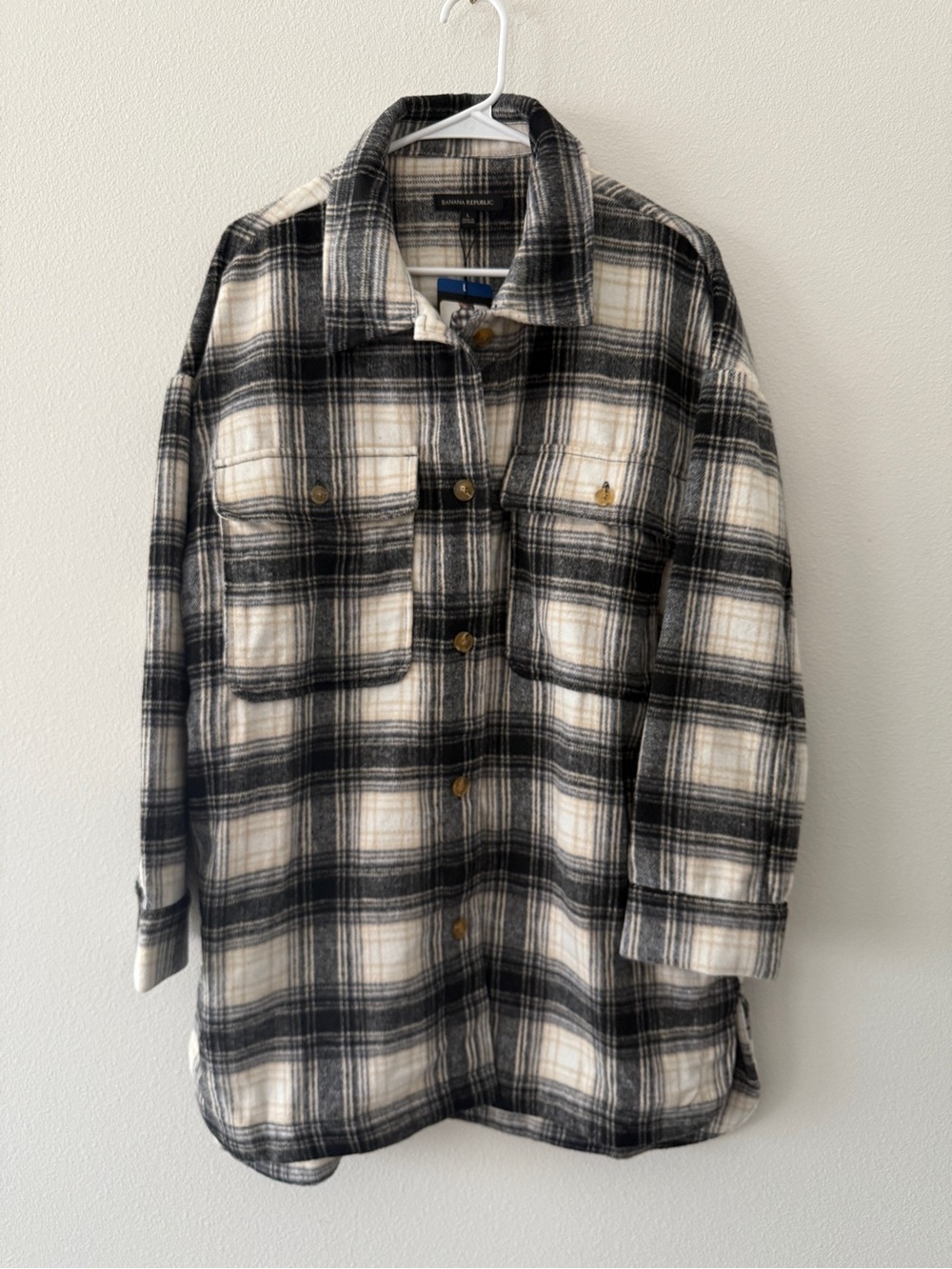 Banana Republic Plaid Shirt Jacket w/ POCKETS Women’s shacket poly wool blend